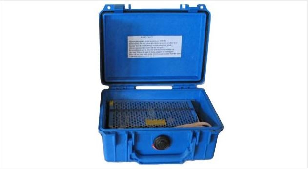 TAKAHASHI 110V TO 12V 12 AMP REGULATED POWER SUPPLY